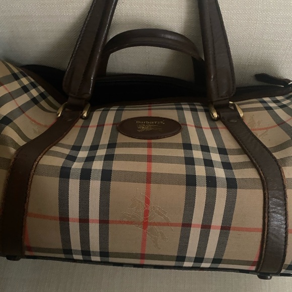 Burberry House Check Boston Bag - Picture 9 of 12